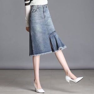 Denim skirt